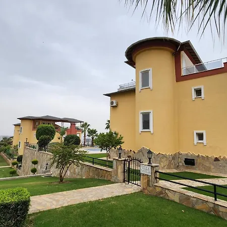 Villa Tommy Villalari