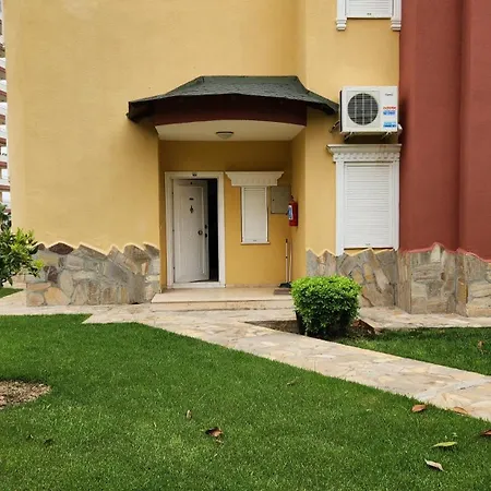 Villa Tommy Villalari *